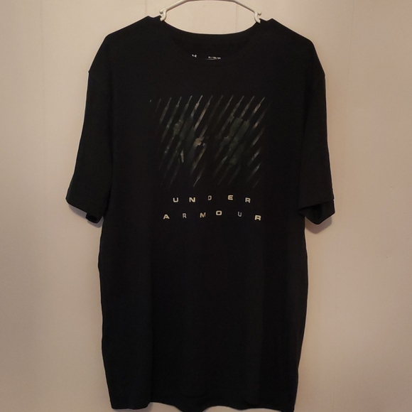Under Armour Graphic T-Shirt - Picture 1 of 4